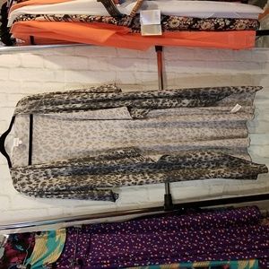 Lularoe Shirley kimono with angel sleeves